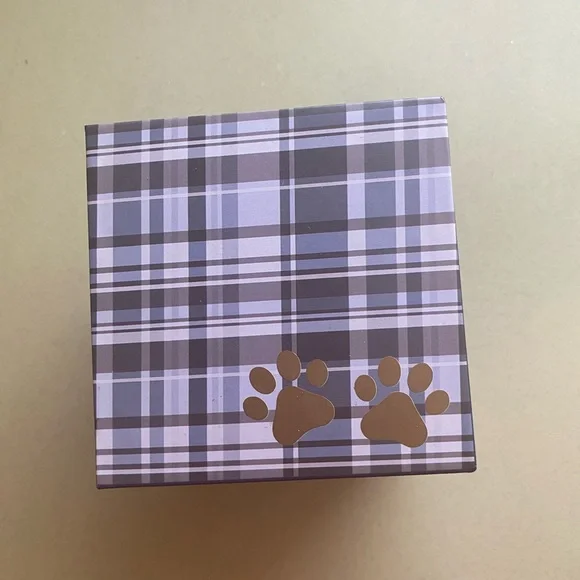 NIB stemless wine glass “IT’S not drinking alone if your dog is home” - Picture 7 of 8